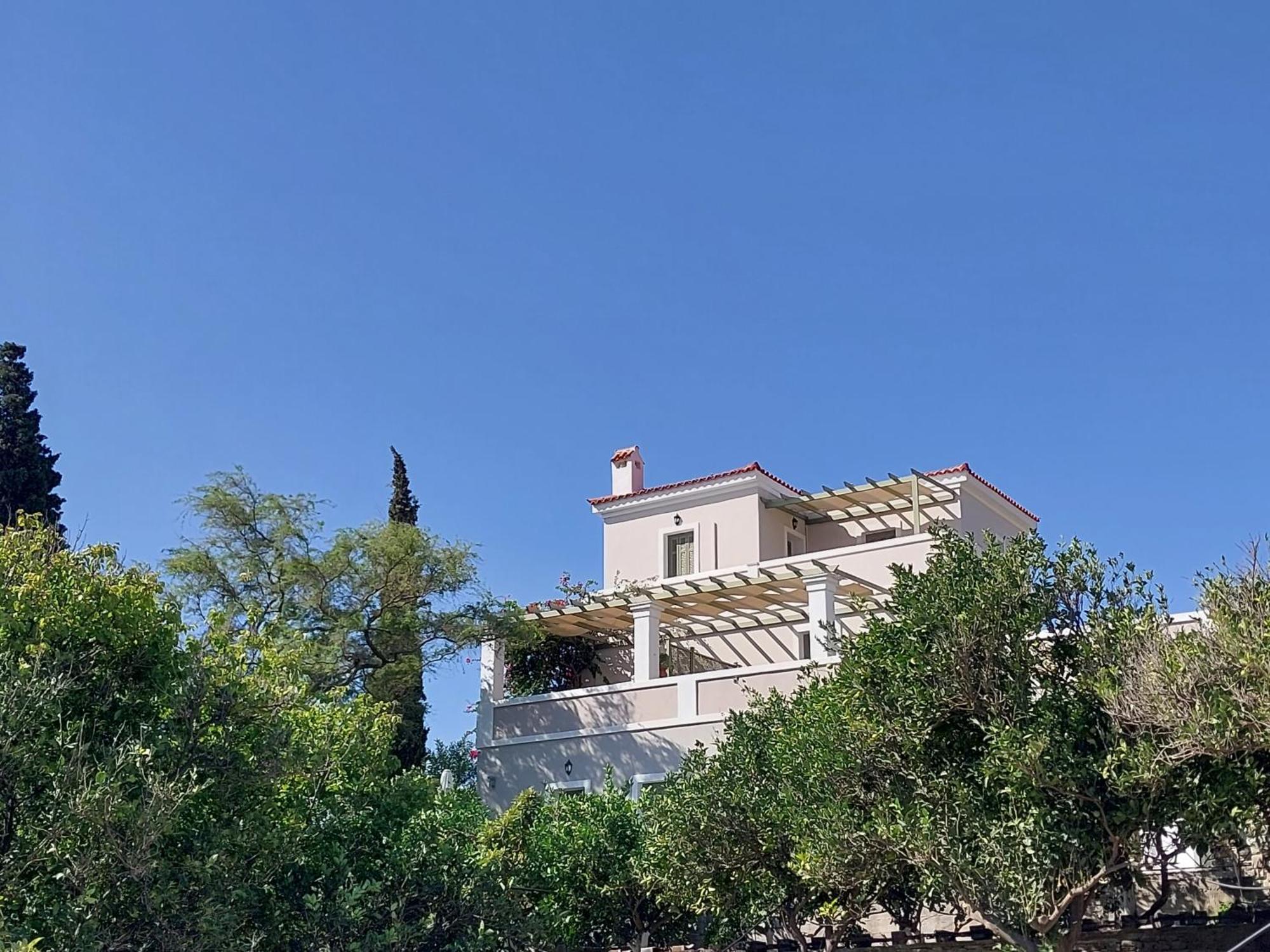 Saint Louis Aparthotel Andros Town Exterior photo