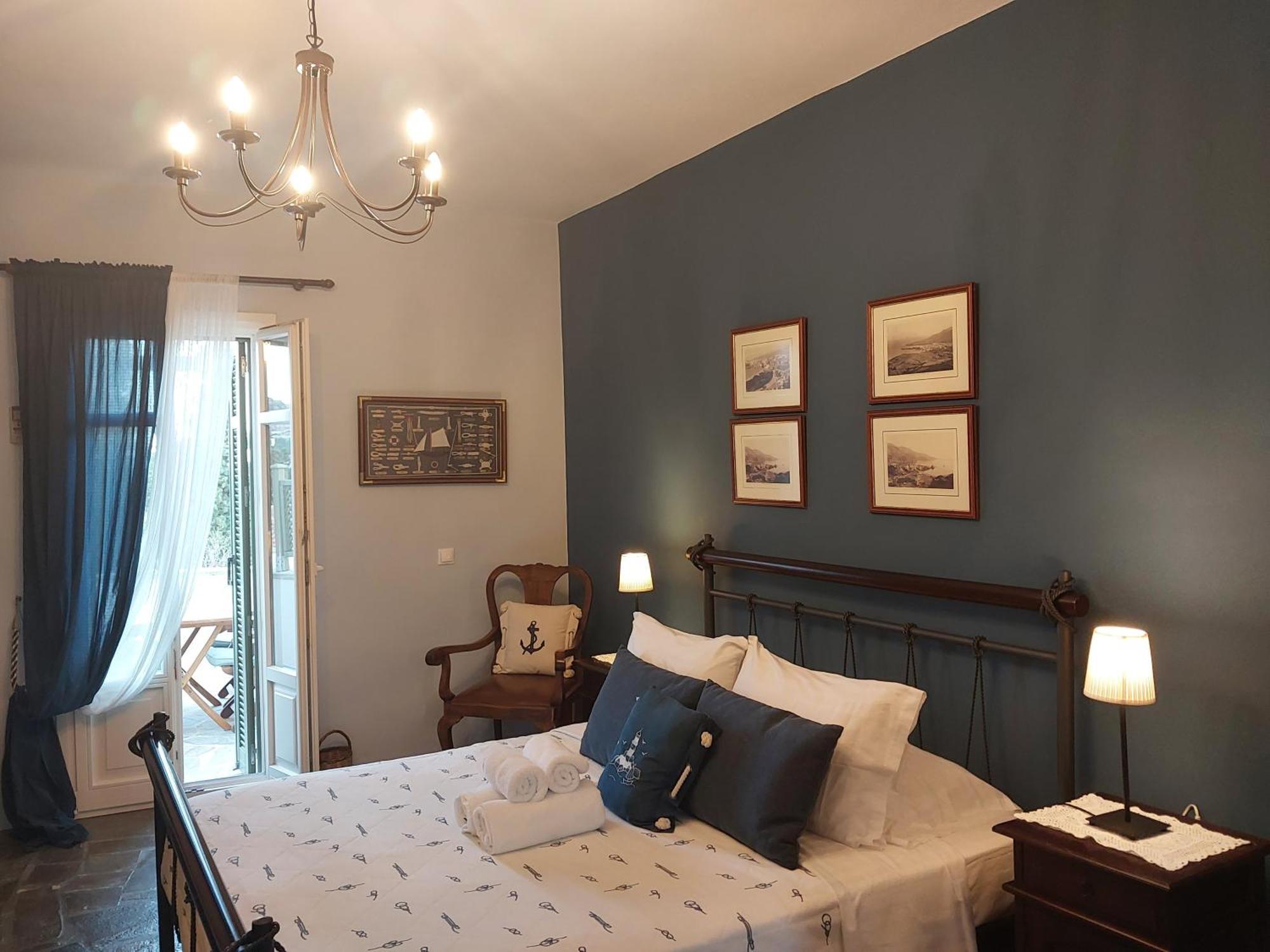 Saint Louis Aparthotel Andros Town Exterior photo