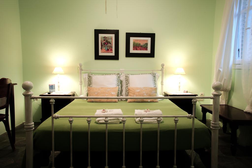 Saint Louis Aparthotel Andros Town Exterior photo